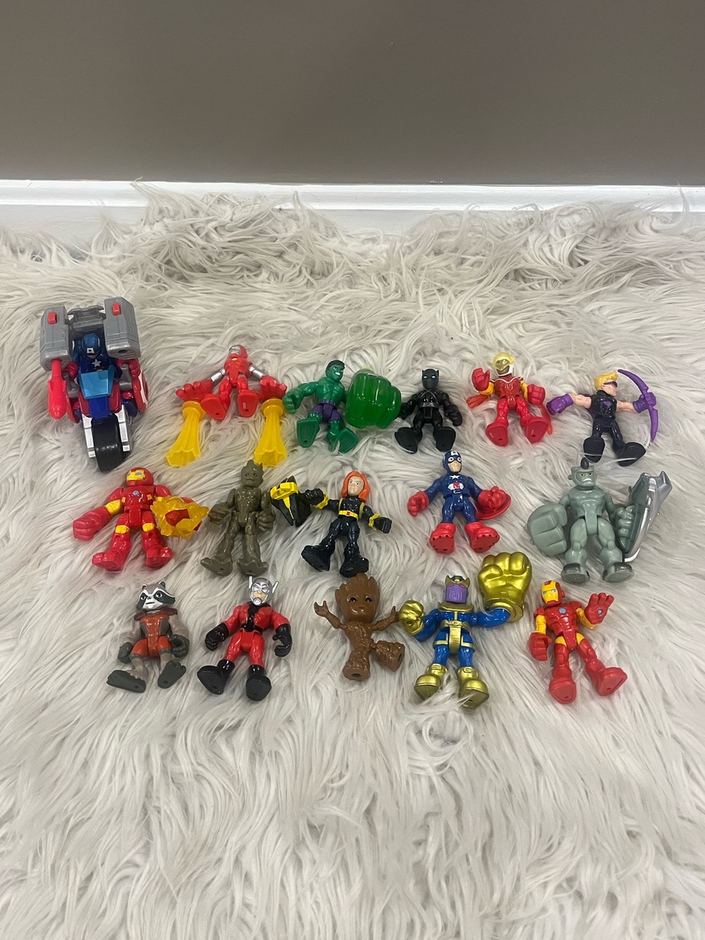 {Playskool Heroes} Marvel Super Hero Character Figures
